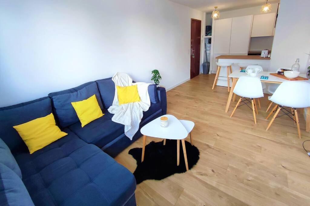 Appartement Grand Voile - Hyper Centre, Climatisation, Vue Panoramique Sur L'Architecture De La Grande Motte Extérieur photo