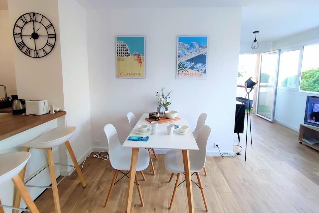 Appartement Grand Voile - Hyper Centre, Climatisation, Vue Panoramique Sur L'Architecture De La Grande Motte Extérieur photo
